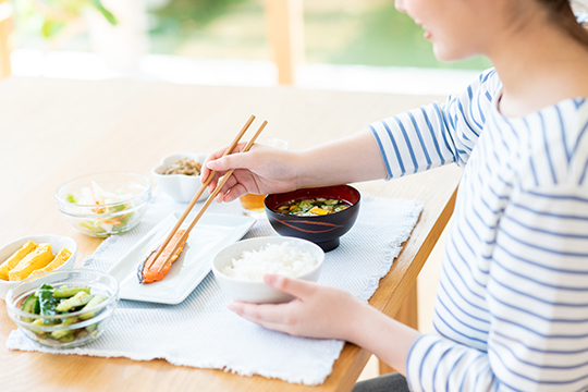 2. 入れ歯がはじめての方へ｜食事の始め方と慣れ方